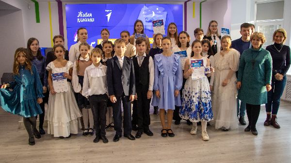 Голоса русской поэзии: итоги регионального этапа первого поэтического конкурса «Живая классика» Голоса русской поэзии: итоги регионального этапа первого поэтического конкурса «Живая классика»
