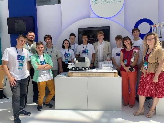 Участники программы «Большие вызовы» из Ленобласти о впечатлениях от смены в ОЦ «Сириус» Участники программы «Большие вызовы» из Ленобласти о впечатлениях от смены в ОЦ «Сириус»