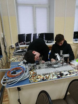 Учебно-тренировочные сборы для подготовки к чемпионату ЮниорПрофи по компетенции Мехатроника Учебно-тренировочные сборы для подготовки к чемпионату ЮниорПрофи по компетенции Мехатроника