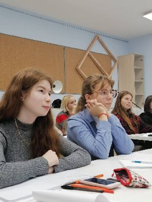 В Центре "Интеллект" проходят очные сессии по филологии - "Литература. Читатель, Время" и «Диалог» В Центре "Интеллект" проходят очные сессии по филологии - "Литература. Читатель, Время" и «Диалог»