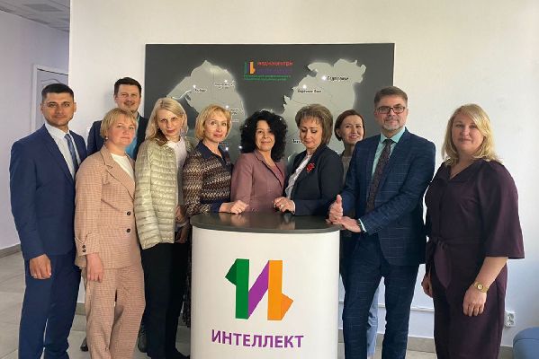 Межрегиональный семинар руководителей региональных центров выявления и поддержки одарённых детей Межрегиональный семинар руководителей региональных центров выявления и поддержки одарённых детей